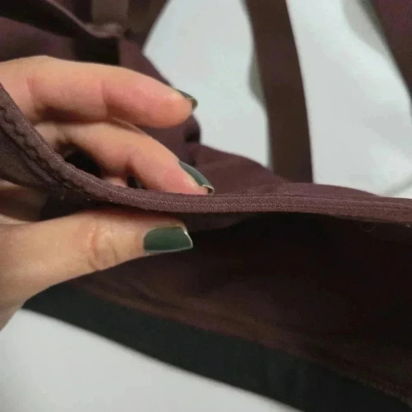 Nike Dri-Fit Sports Bra Womens Size Medium Burgundy Black Athleisure CD7… - Picture 9 of 9